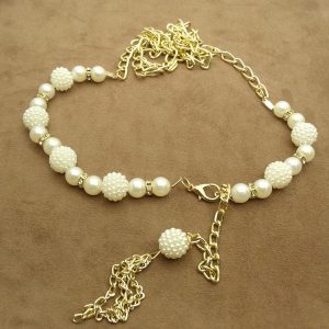jolie ceinture perlé strass sur chaînette métallique