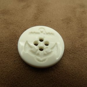 BOUTON ACRYLIQUE ANCRE MARINE blanc