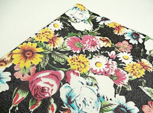 tissu coton imprimé fleur multicolore sur fond noir