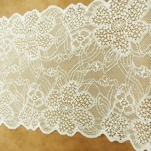nouvelle dentelle de calais leavers blanche