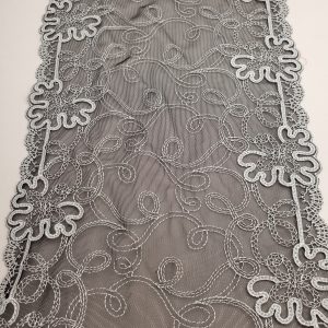 nouvelle dentelle / broderie de calais noir et gris