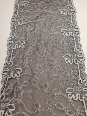 nouvelle dentelle / broderie de calais noir et gris