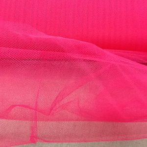 TULLE RIGIDE COULEUR ROSE FLUO