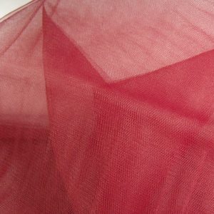 TULLE FIN COULEUR BORDEAUX