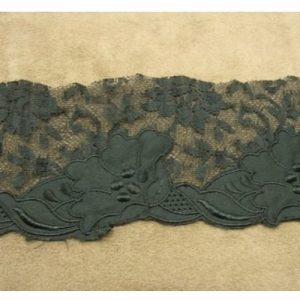 Dentelle de calais brodée noire 7 cm