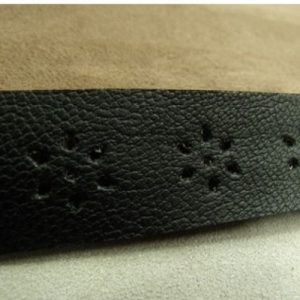 Ruban Simili Cuir /Skai Perforé Fleur 20 mm