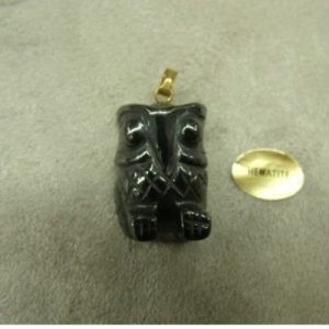 PENDENTIF MOTIF CHOUETTE -HEMATITE,HAUTEUR 2cm / LARGEUR: 1,5 cm/ EPAISSEUR: 1,5 cm