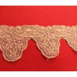 Dentelle De Calais Coton Bois De Rose Brodée Sur Tulle 2 cm