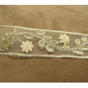 dentelle de calais doré surbrodée 3 cm