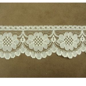 DENTELLE DE CALAIS fine et dentelé beige clair 5 cm