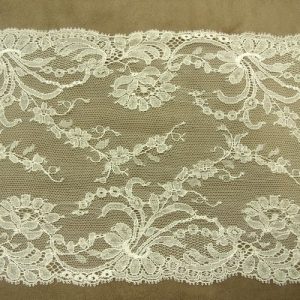 DENTELLE DE CALAIS saumon 18 cm