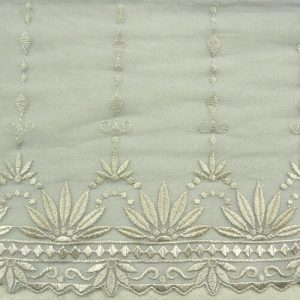 DENTELLE DE CALAIS MIEL brodée sur tulle GRIS 20 cm