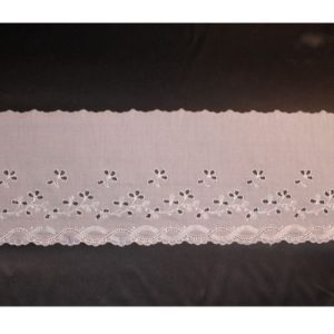 Dentelle blanche brodée Élasthanne modèle broderie anglaise 16 cm