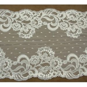 DENTELLE DE CALAIS plumetis central et motif floral sur les deux bordures blanche 22 cm