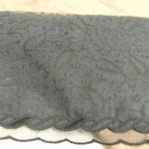 DENTELLE de calais sur tulle noire 15 cm