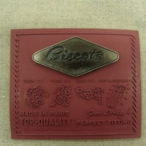 écusson thermocollant rose motif: biscotte largeur:8,5cm sur hauteur 7,5cm