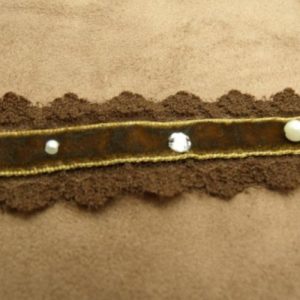 Ruban Brodé Velours Marron Avec Strass et Perlé 25 mm