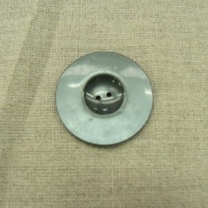 bouton acrylique gris,36 mm, de belle qualité