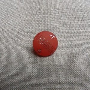 bouton acrylique rouge pailleté argent,à queue,15 mm, de belle qualité
