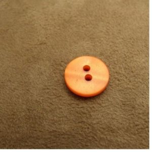 LOT DE 6 boutons acrylique à 2 trous 14 mm