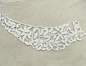 INCRUSTATION VENICIENE BLANCHE