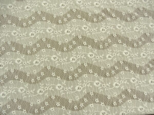 DENTELLE DE CALAIS-140cm- ROSE PALE