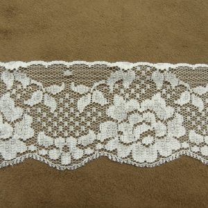 DENTELLE DE CALAIS- 5.5cm-BLANCHE-brodée sur tulle