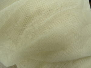 FILET MAILLE-IVOIRE EFFET froissé -160cm