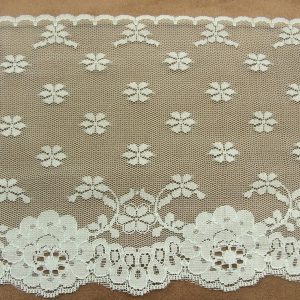 DENTELLE DE CALAIS-15 cm- VERT D'EAU- surbrodée