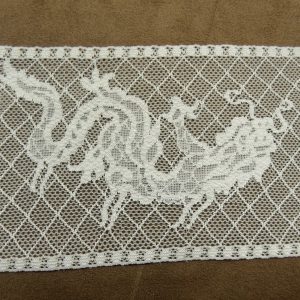 DENTELLE DE CALAIS- BLANCHE - espacé entre 2 motif
