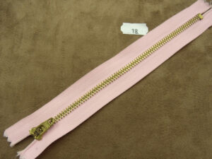 FERMETURE METALIQUE-18 cm- ROSE