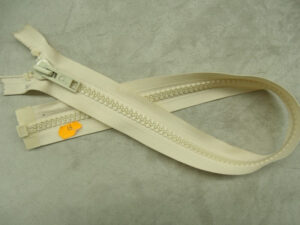 FERMETURE SEPARABLE- GROSSE MAILLE- 55 cm- CREME