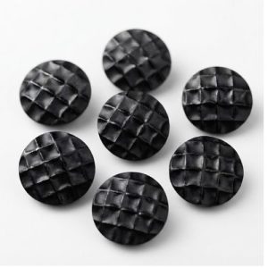 Bouton acrylique noir relief quadrillé 23 mm – lot de 6