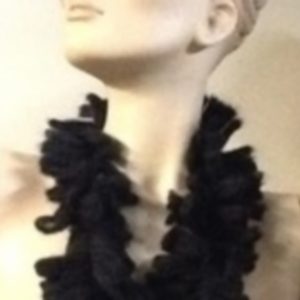 RUBAN BOUCLETTES MOHAIR NOIR largeur environ 10 cm