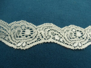 DENTELLE EN RUBAN-3
