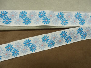 Ruban tissé à fleurs- bleu turquoise et bleu clair
