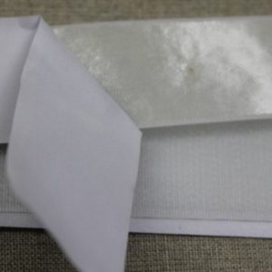 Ruban adhesif et auto grippant- blanc