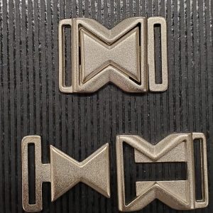 BOUCLE DE CEINTURE ARGENT MAT