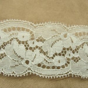 DENTELLE DE CALAIS- 4 cm- GRIS PERLE