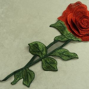 fleur brodé EN 3D- Rouge et vert