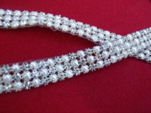 ruban strass blanc nacré
