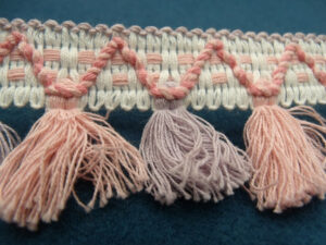 ruban pompon rose