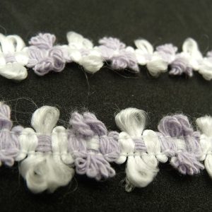 ruban fantaisie motif fleur parme et blanc