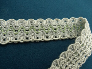 ruban fantaisie avec lurex argent et vert clair 2.7 cm