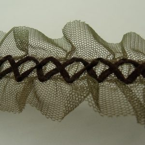 ruban fantaisie vert avec lacet marron