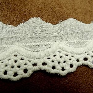 broderie anglaise coton blanche