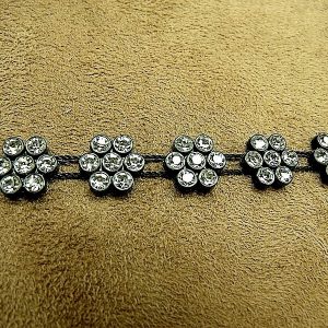 ruban strass motif fleurs