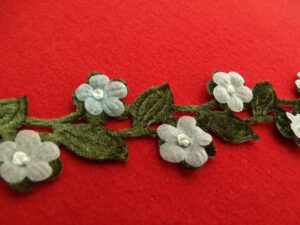 ruban fantaisie velours motif fleur organza