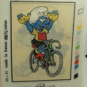 CANEVAS MOTIF schtroumpf EN VELO