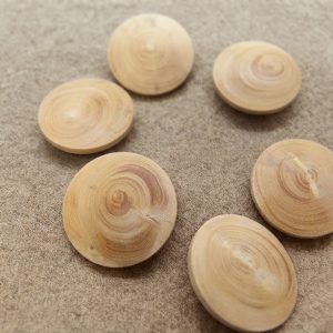 Lot de 6 boutons en bois naturel bombé à queue – 21 mm